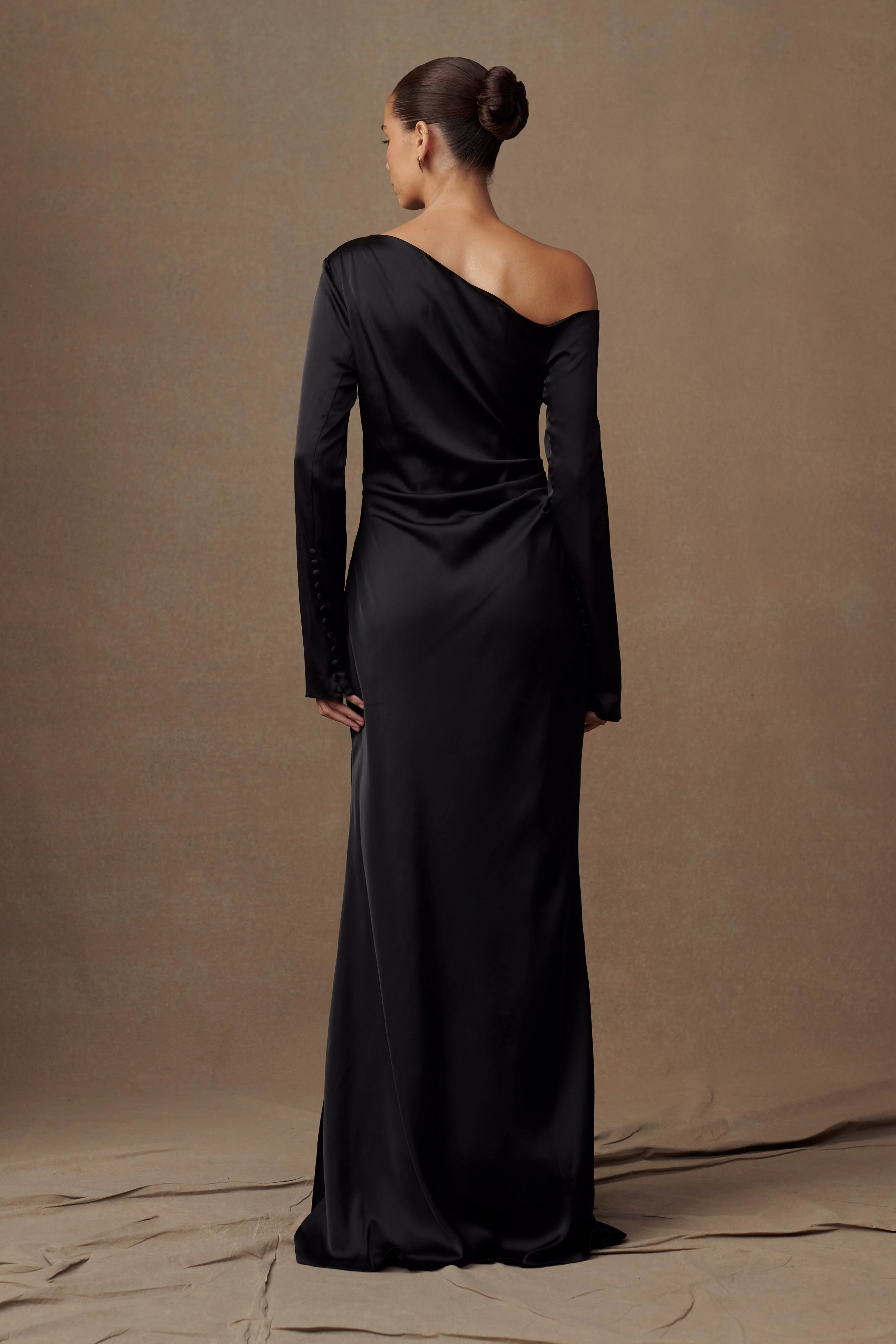 MESHKI Avery Long Sleeve Maxi Dress - Black